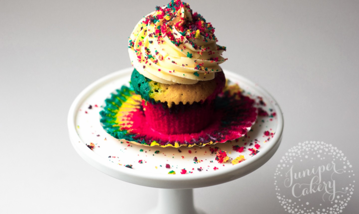 rainbow cupcakes