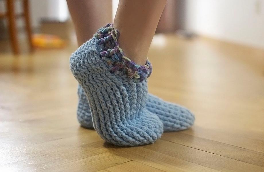 10 Free Patterns for Crochet Slippers