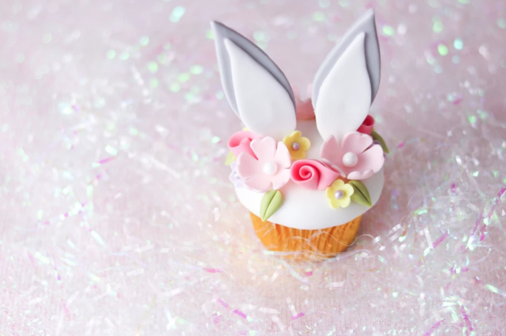 flower crown bunny cupcake