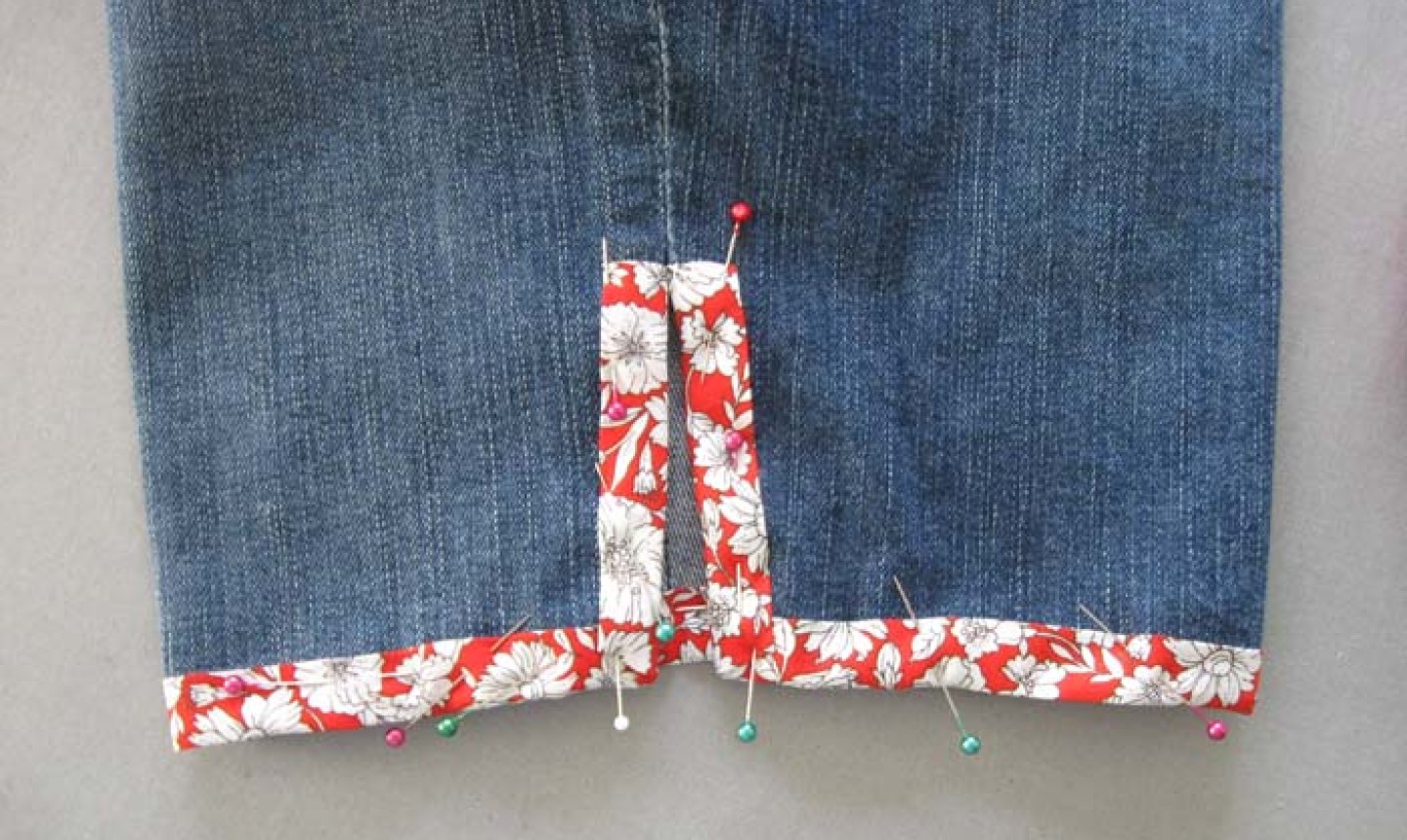 pinned bias tape on diy denim shorts