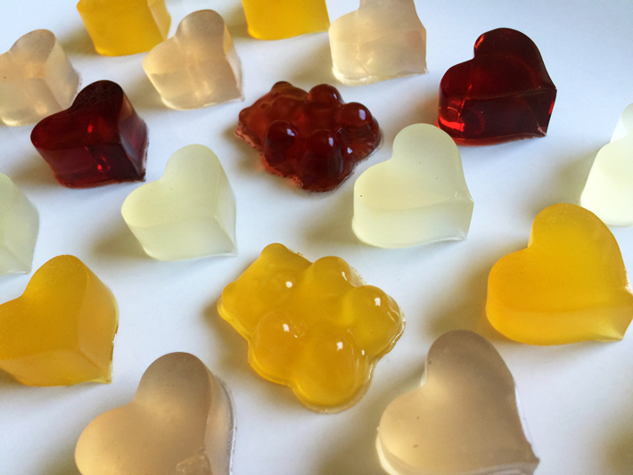 Make DIY Gummy Bears in 4 Simple Steps!article featured image thumbnail.