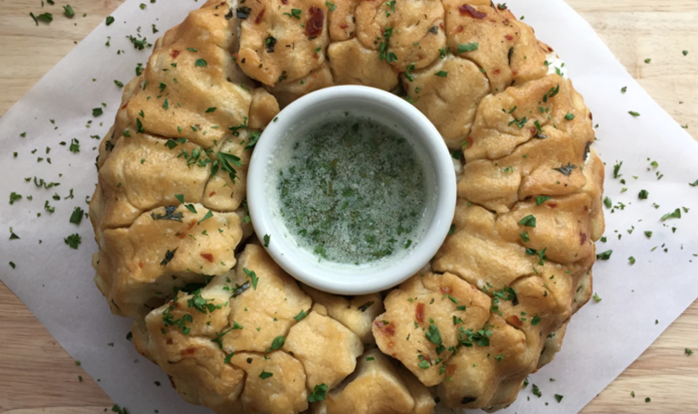 garlic pull apart bread