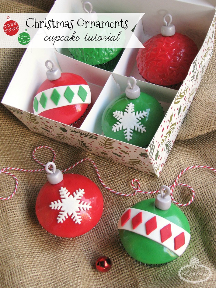 Deck the Halls With These Christmas Ornament Cupcakesarticle featured image thumbnail.