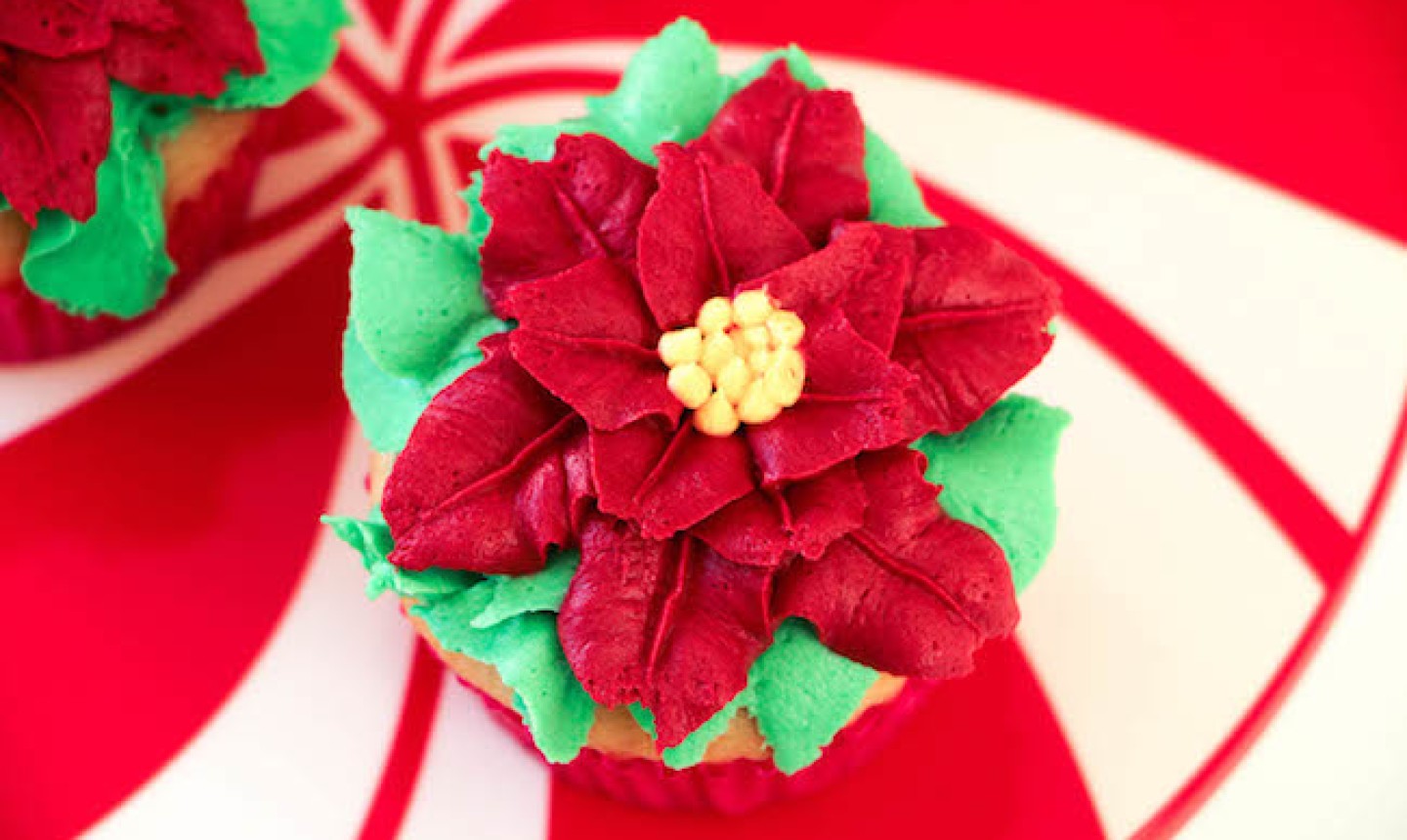 Poinsettia cupcake topper