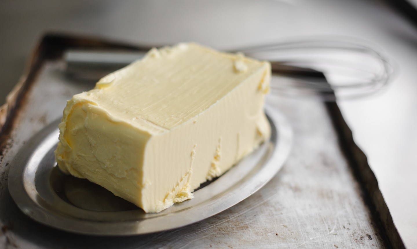 Benefits of substituting butter-flavored oil for butter or margarine