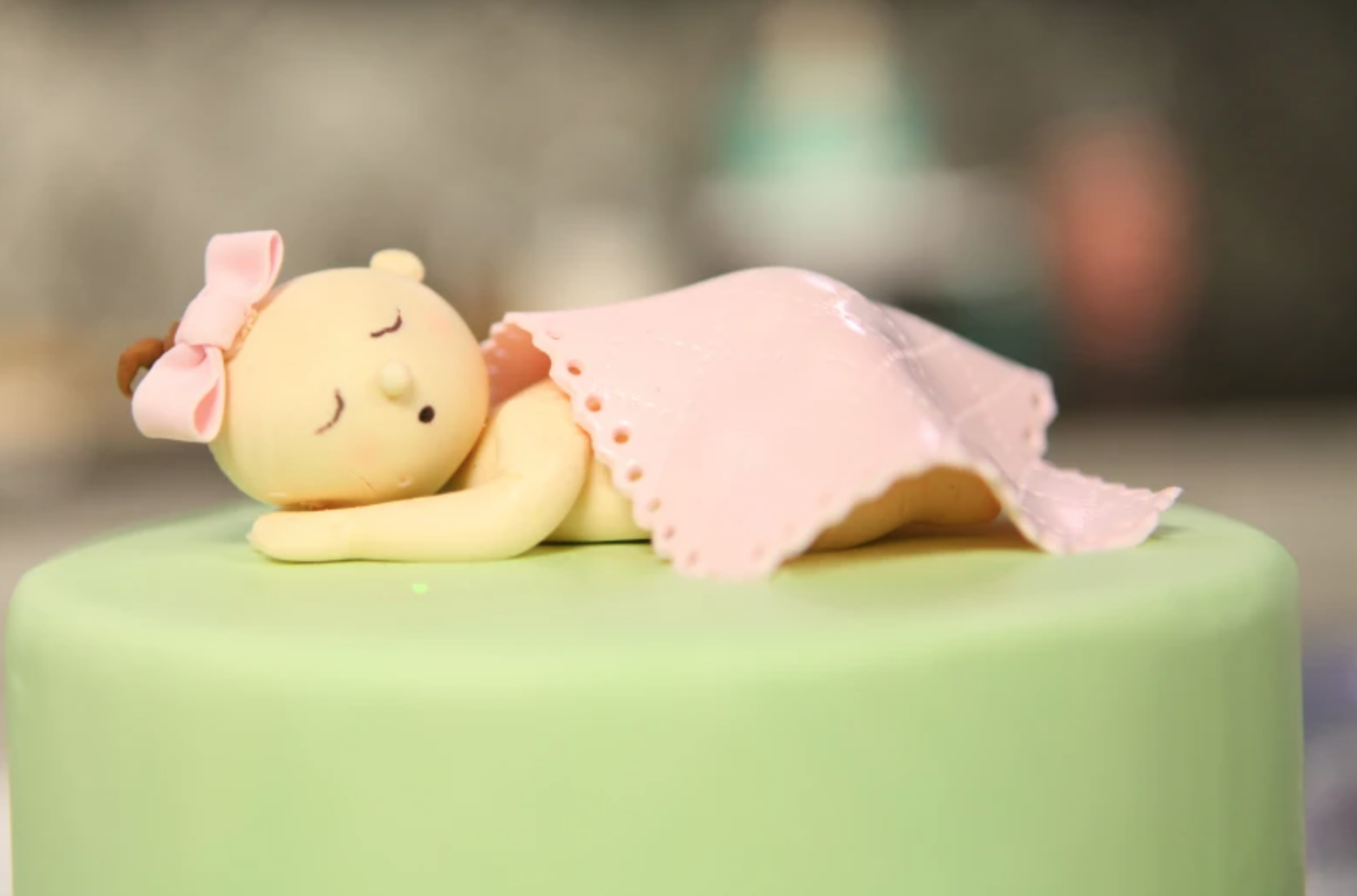 Cute Sweet Pea Baby Shower Cake