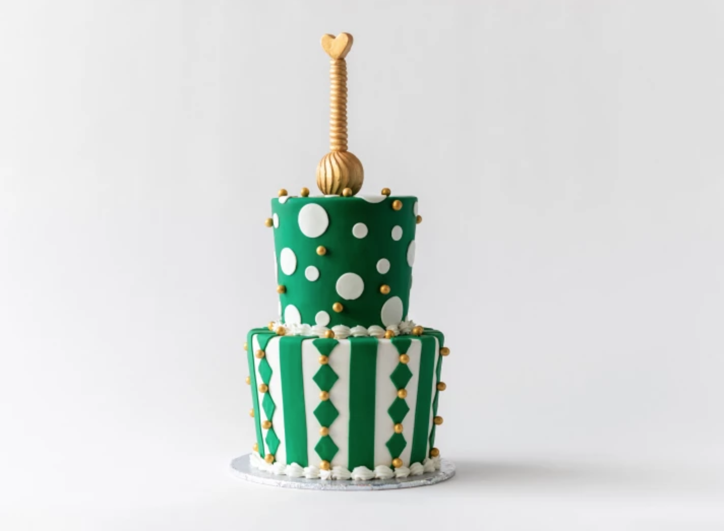 green and white cake