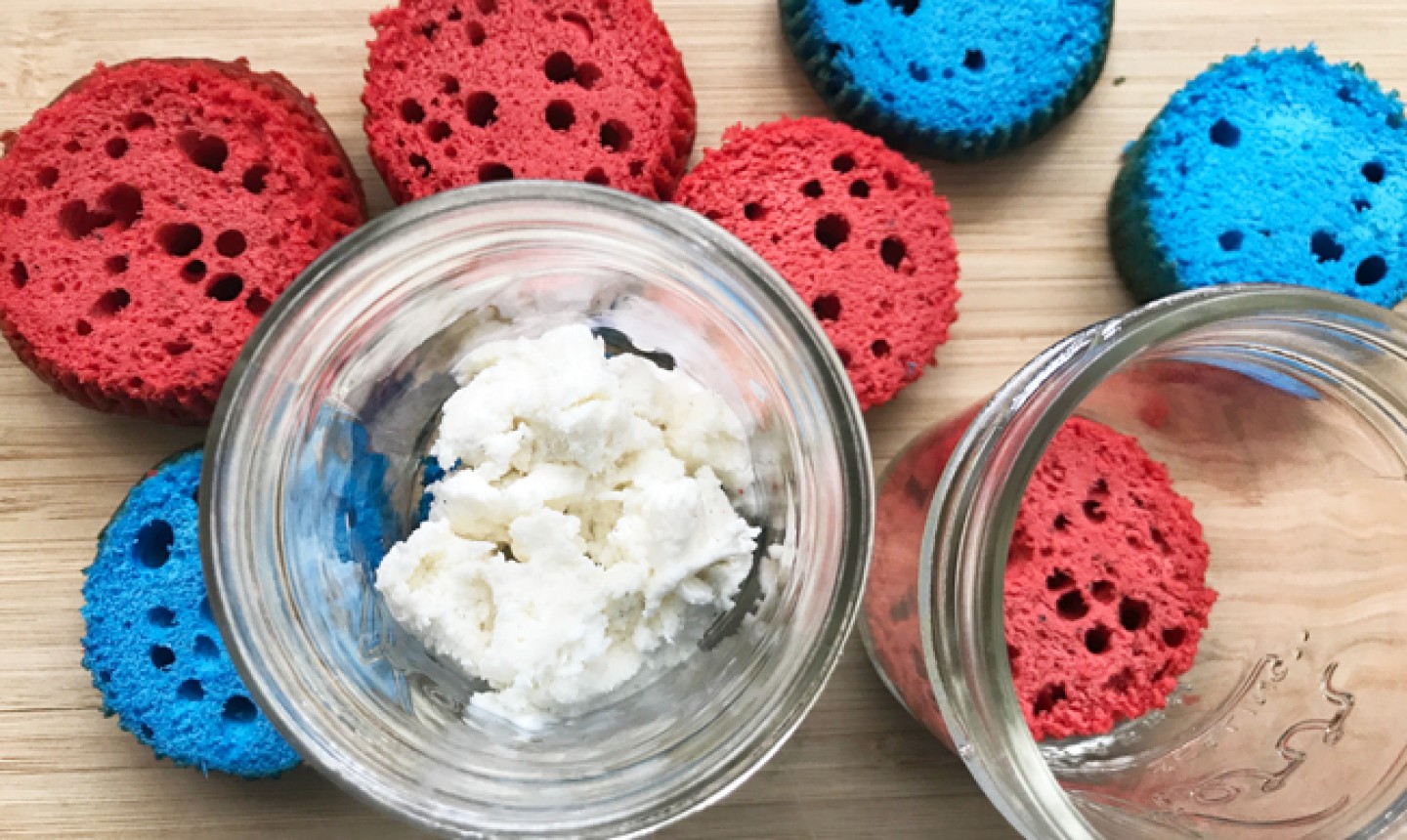 RED, WHITE & BLEU MINI MASON JAR SALADS Mad in Crafts