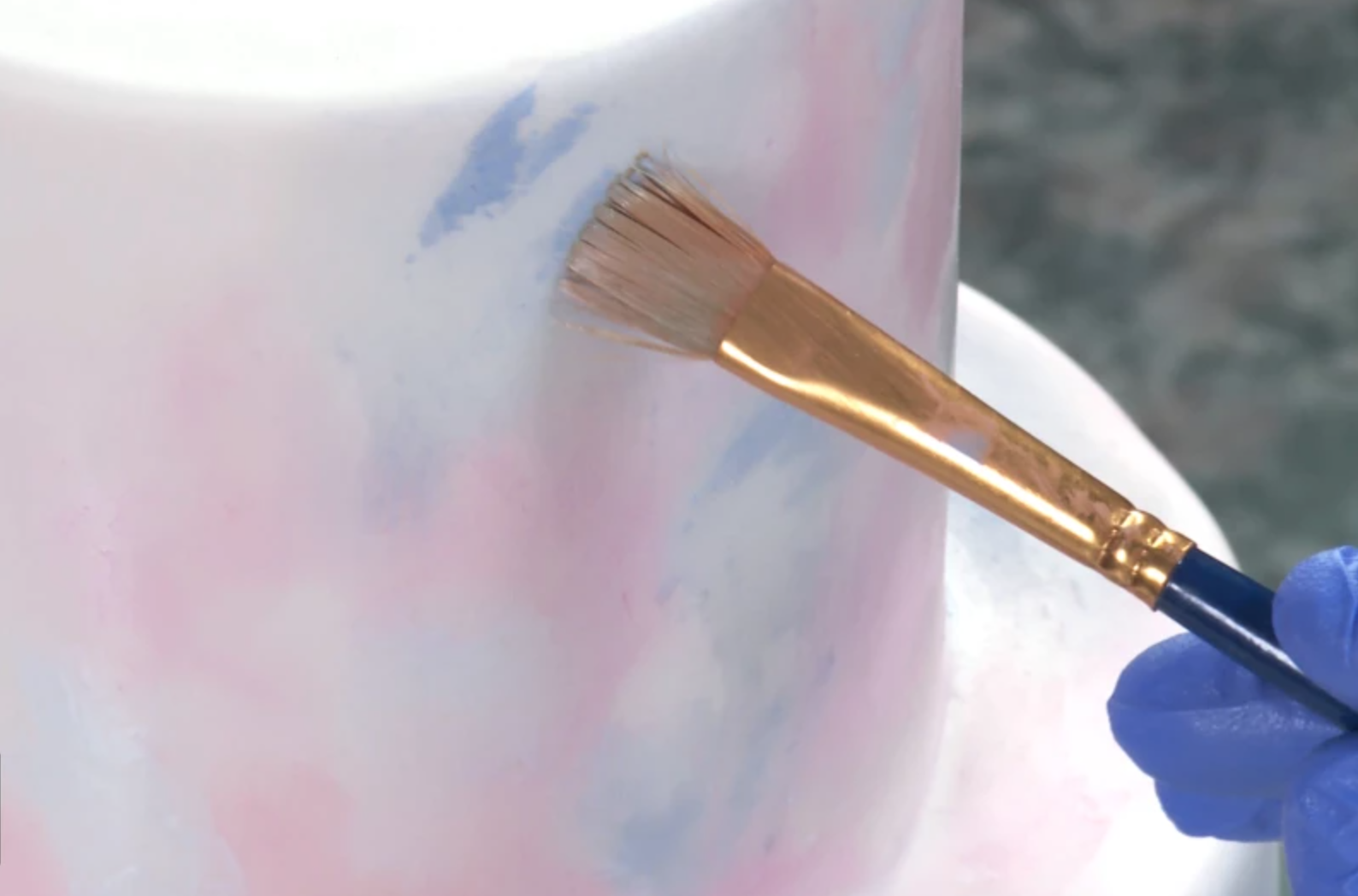 painting cake with luster dust