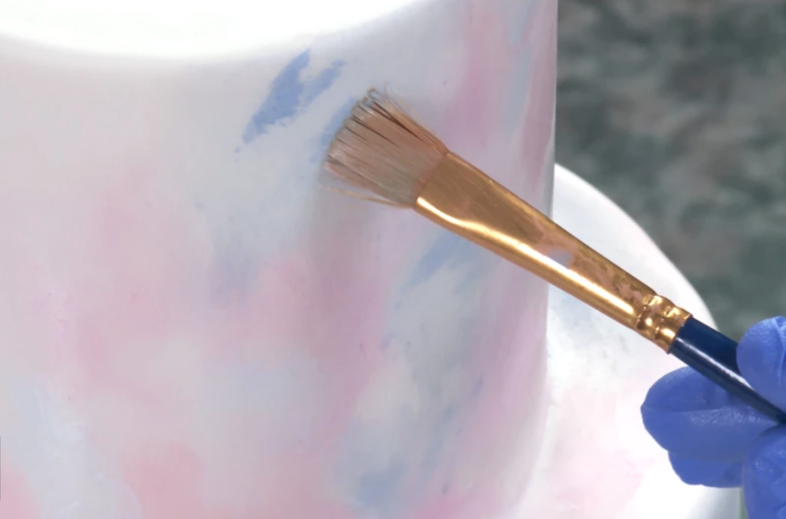 5 Advantages of using Airbrush for Painting Cakes