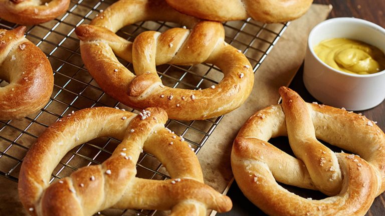 Bake Your Own Bagels, Bialys & Pretzelsproduct featured image thumbnail.