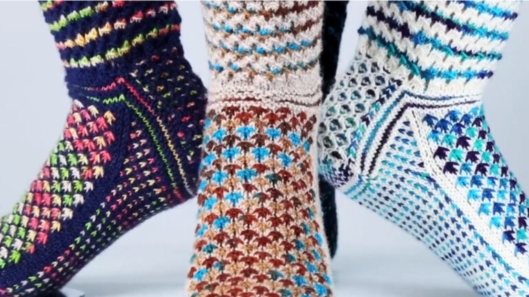 Man Socks V2 – Free Knitting Pattern – The Knit Guru
