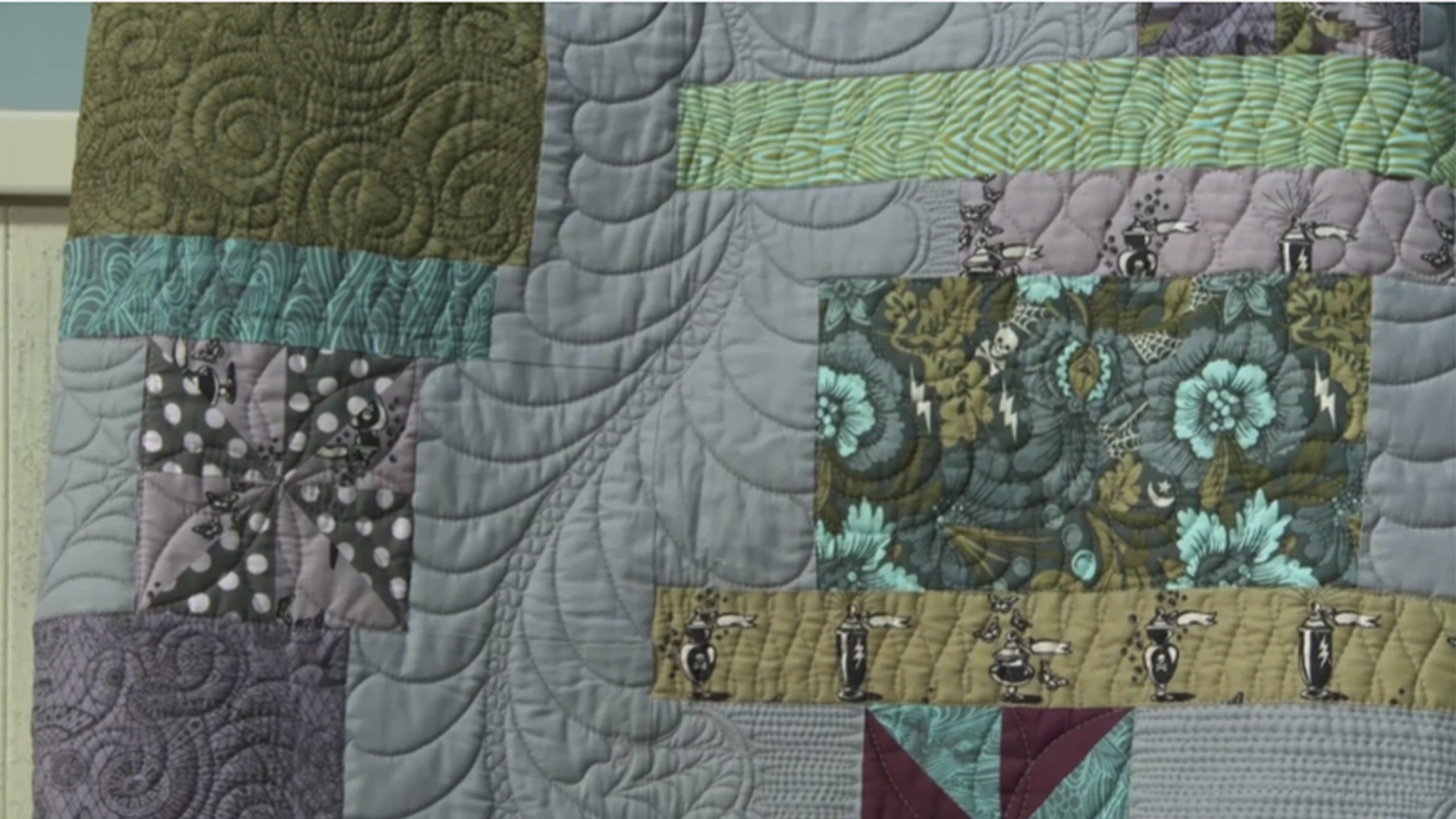 3 Free-Motion Quilting Designs for Beginners  Beginner Quilting Series  with Angela Walters 