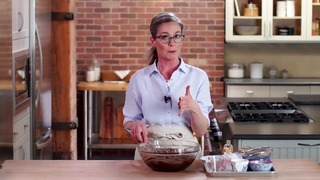 Make It: One-Bowl Chocolate Cupcakes