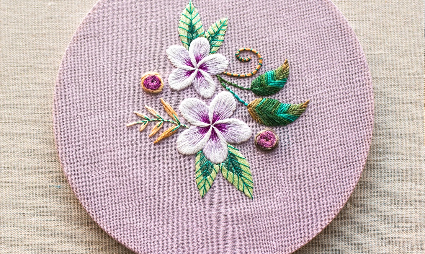 add-elegance-to-your-projects-with-small-flowers-embroidery-designs