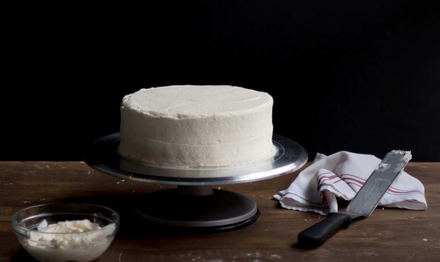 Buttercream frosted cake