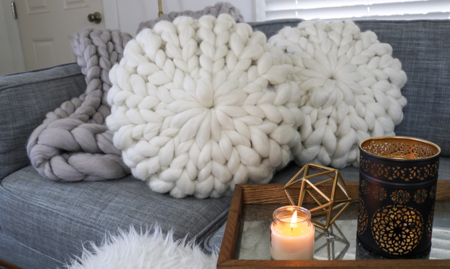 Hand Knit a Giant Yarn Throw Pillow 