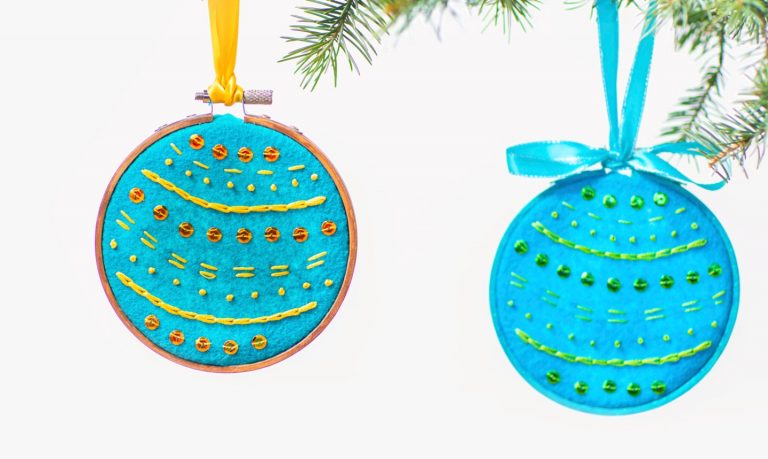 simple embroidered hoop ornaments