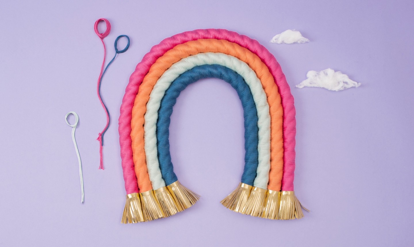 10 Creative No-Stitch Things to Make With Yarn