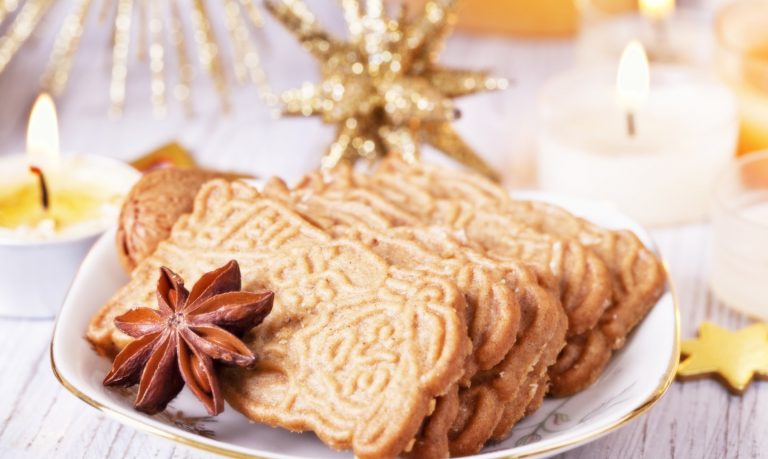 Say Hello to the Gorgeous Holiday Spice Cookies | Craftsy