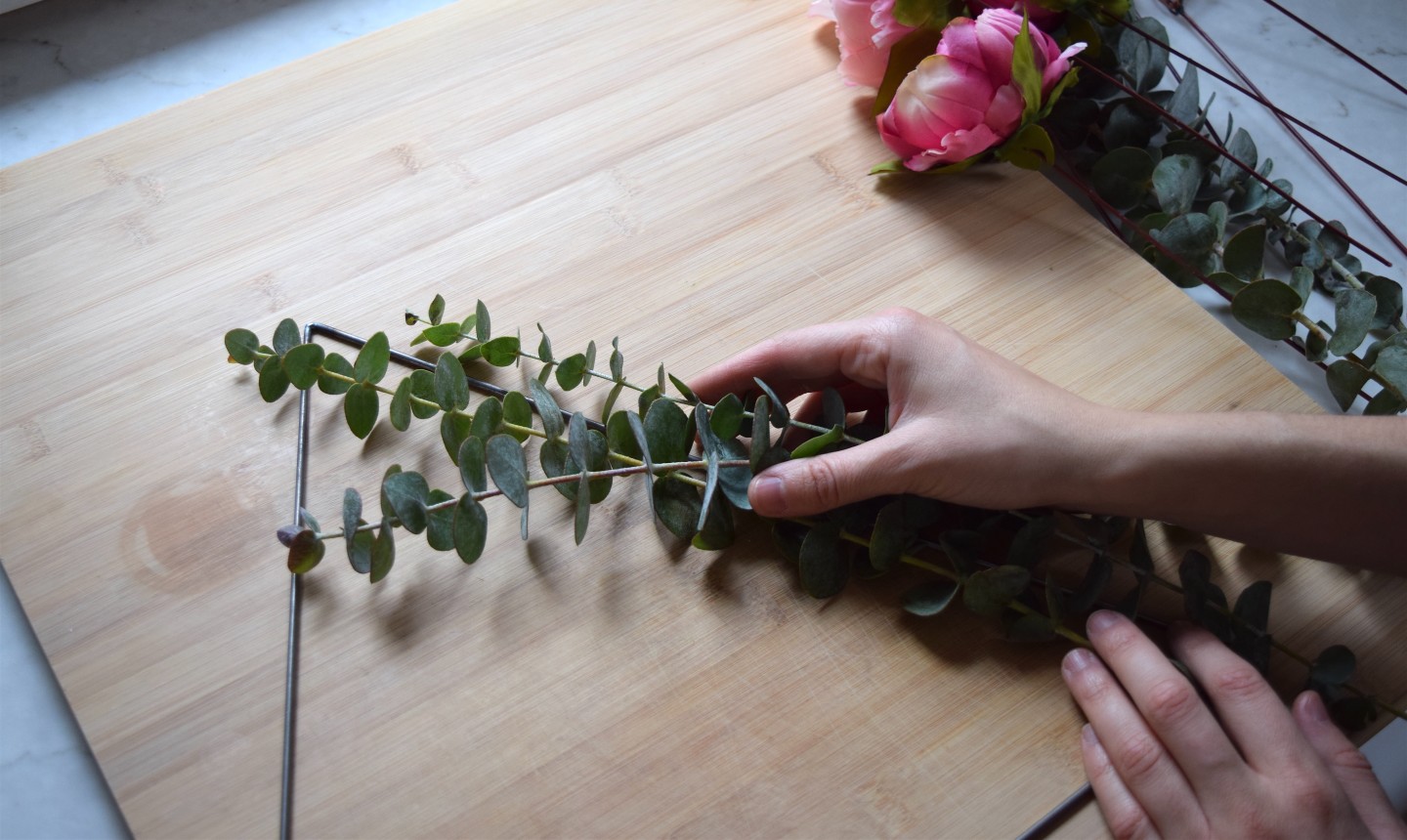 adding filler to triangle wreath