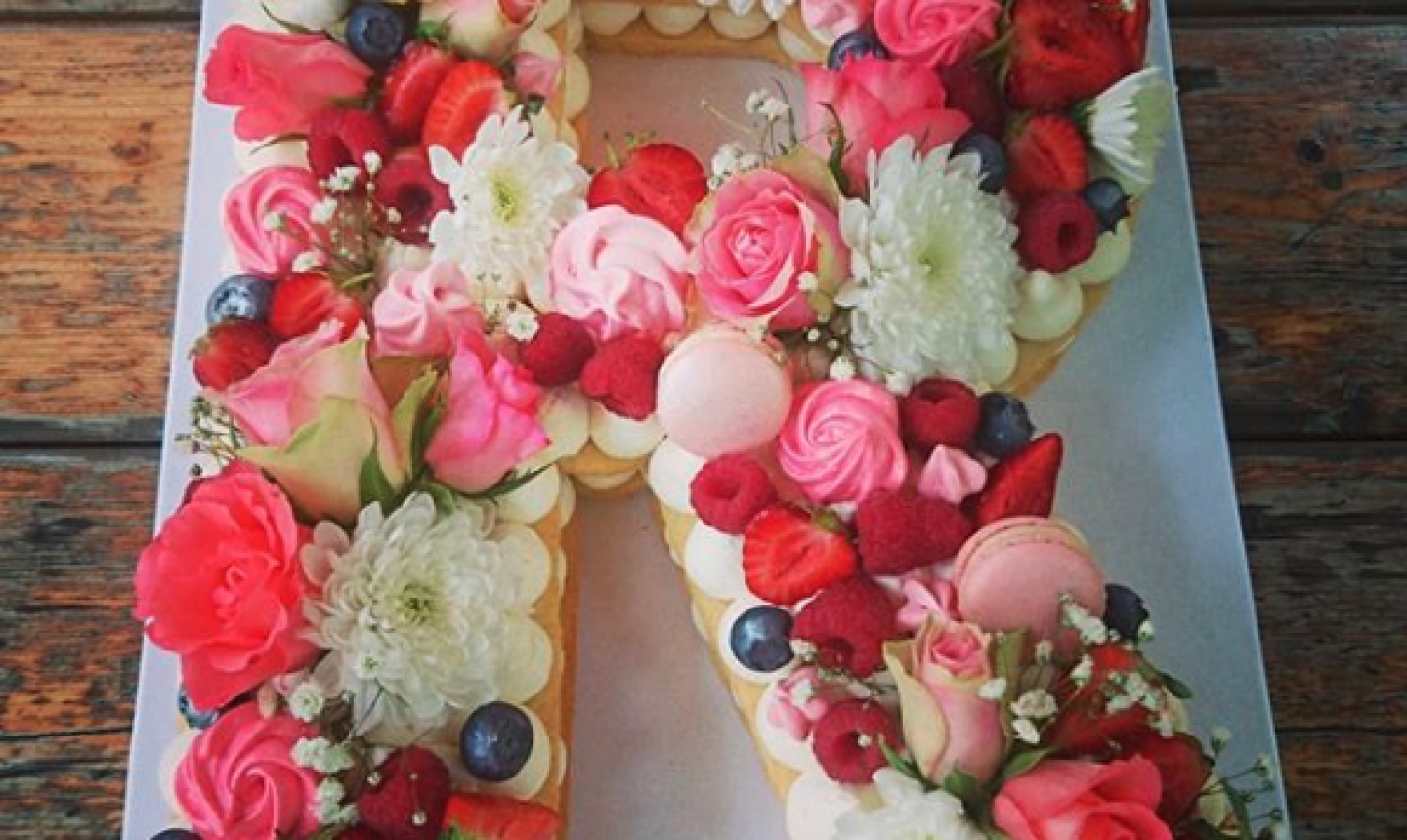 floral letter r cake