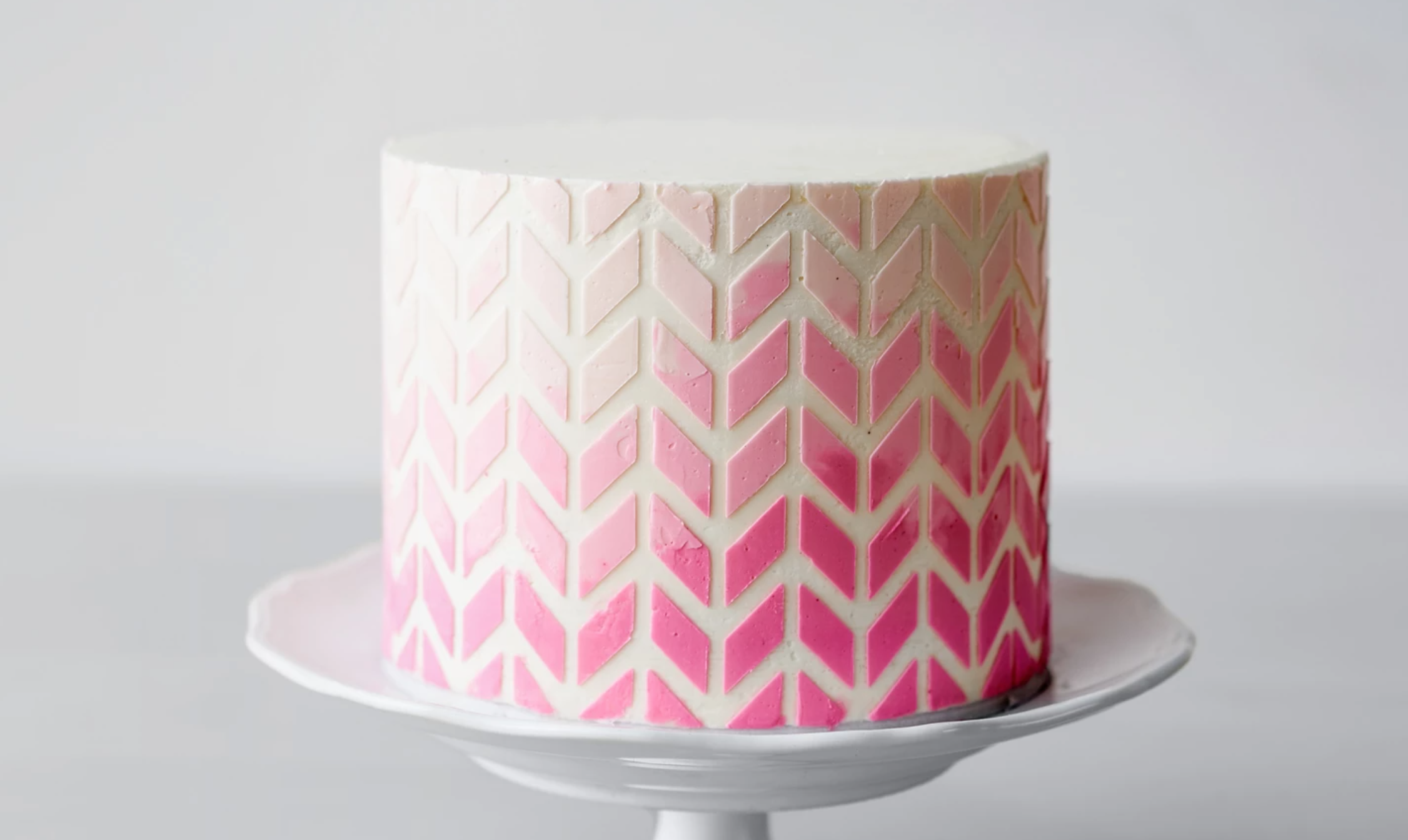 ombre geometric buttercream cake