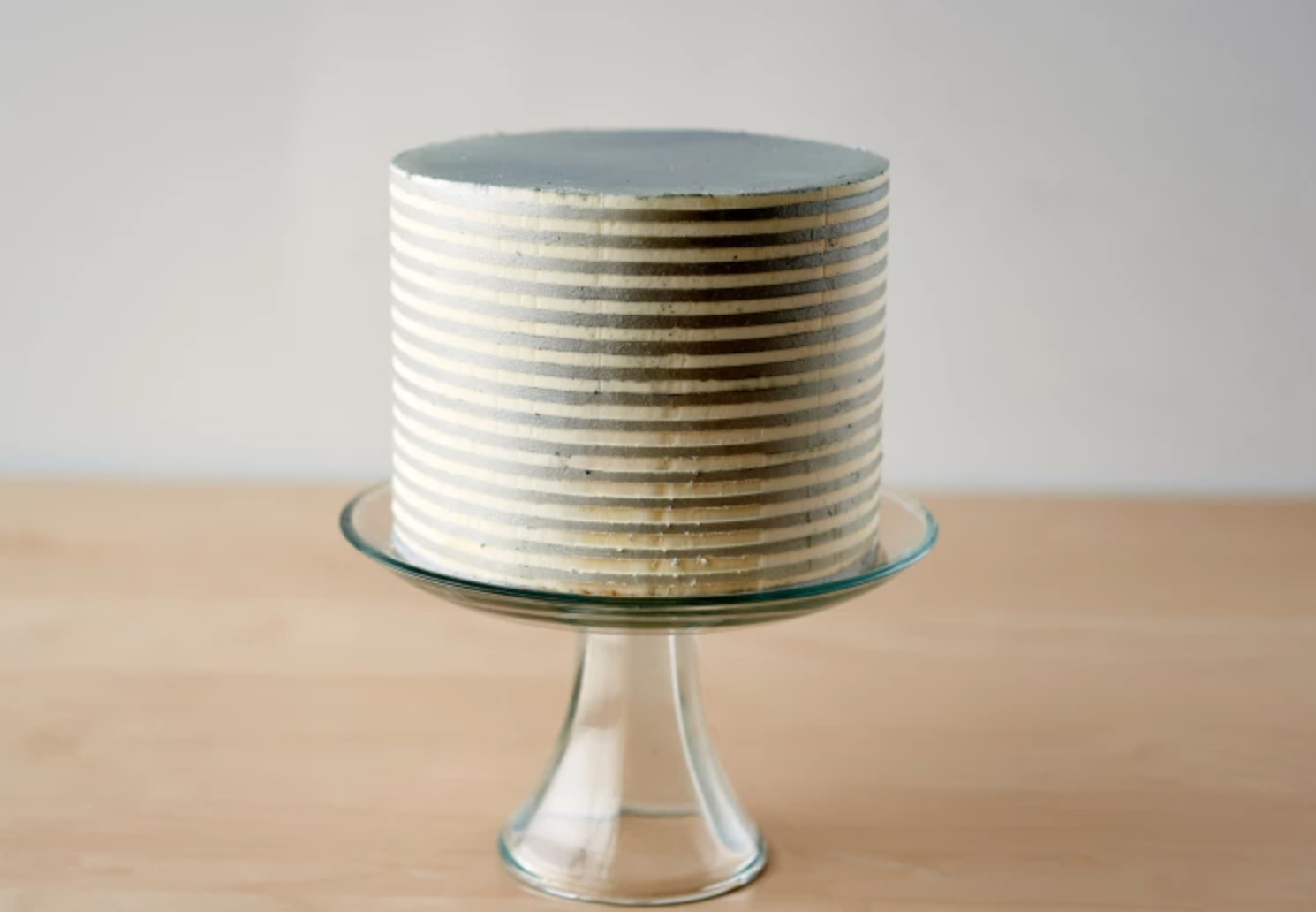 pinstripe buttercream cake