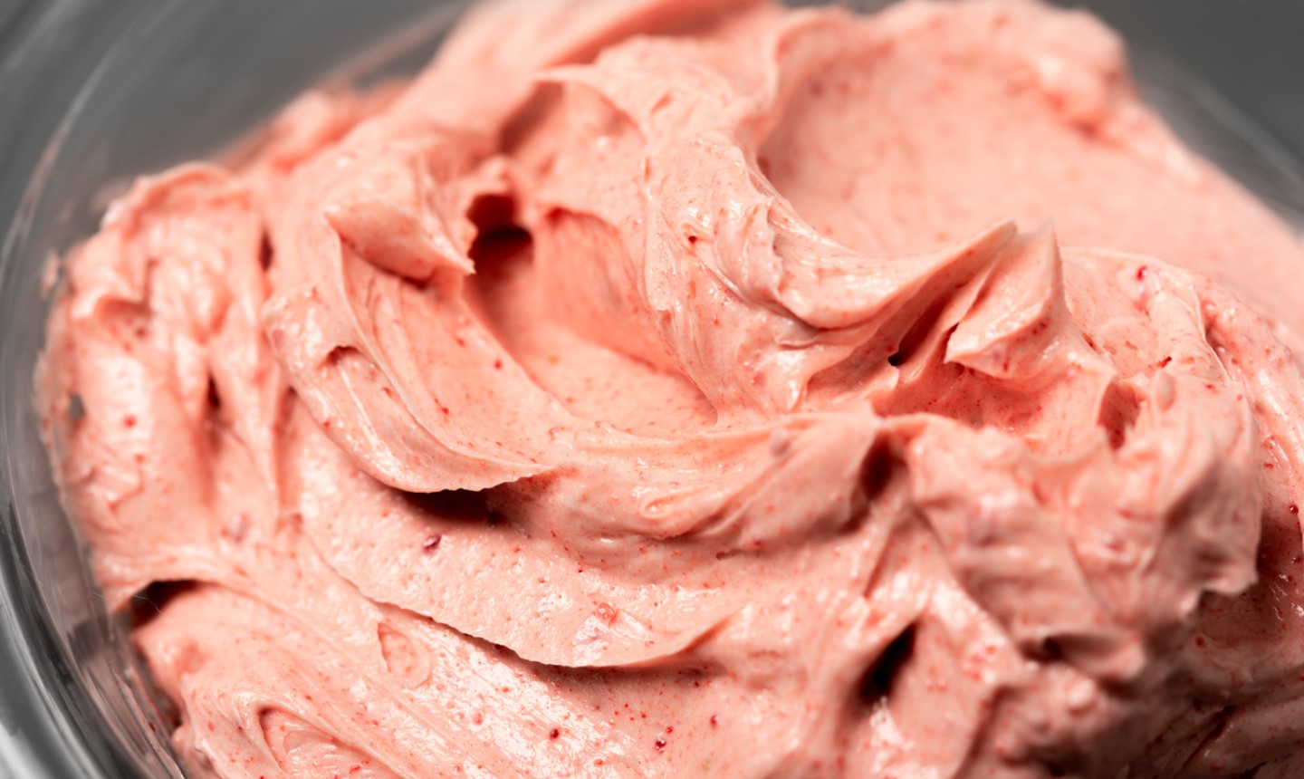 strawberry buttercream