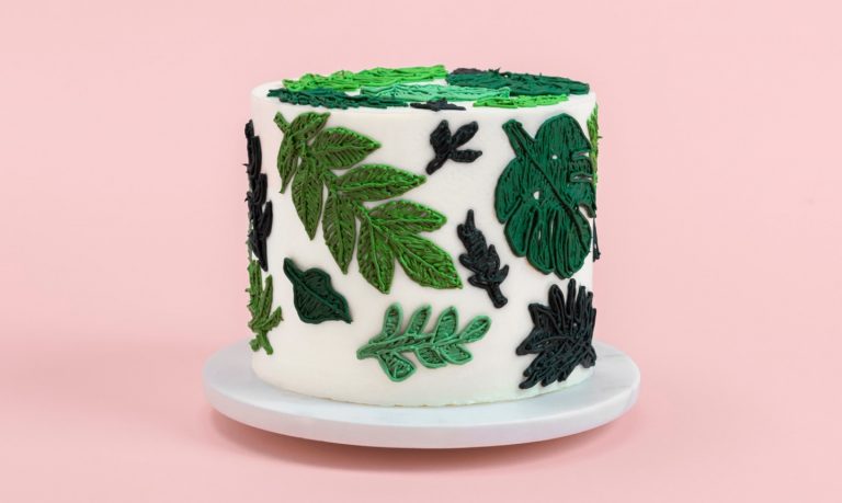 This Embroidery-Inspired Cake Is Covered in Greens | Craftsy