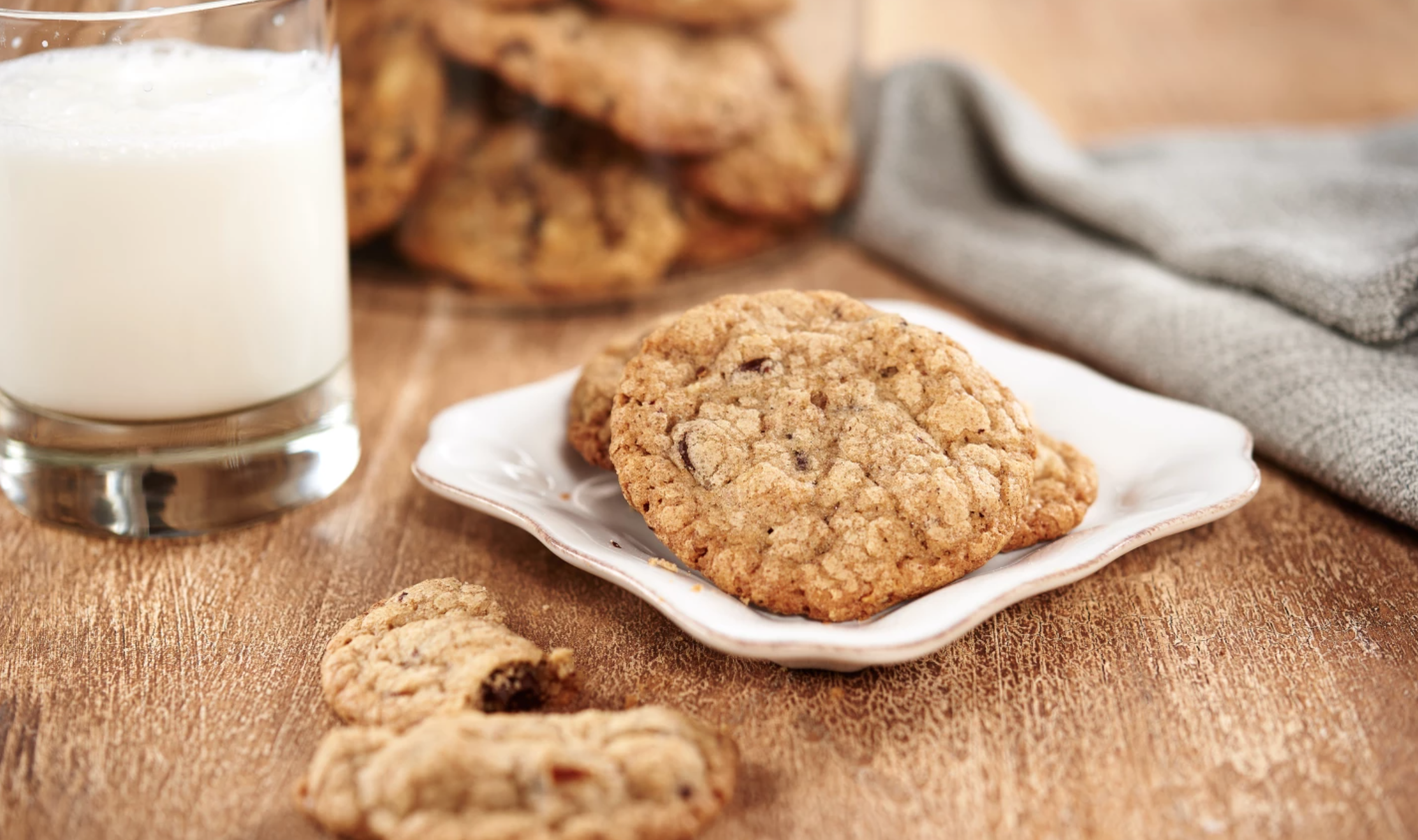 gluten free chocolate chip cookie