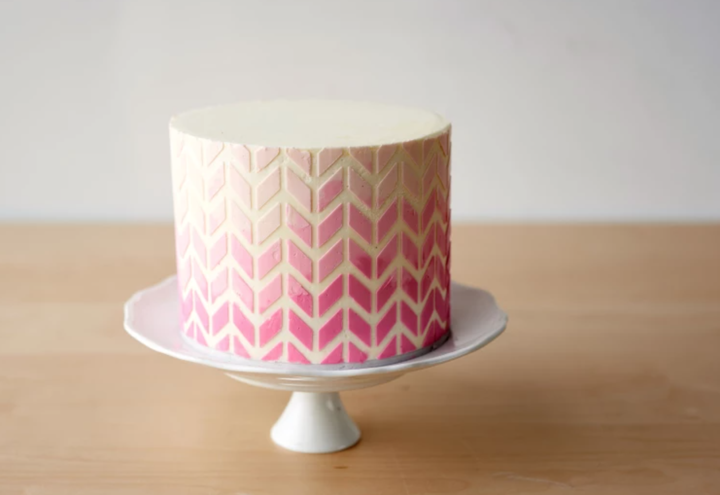 pink geometric ombre cake