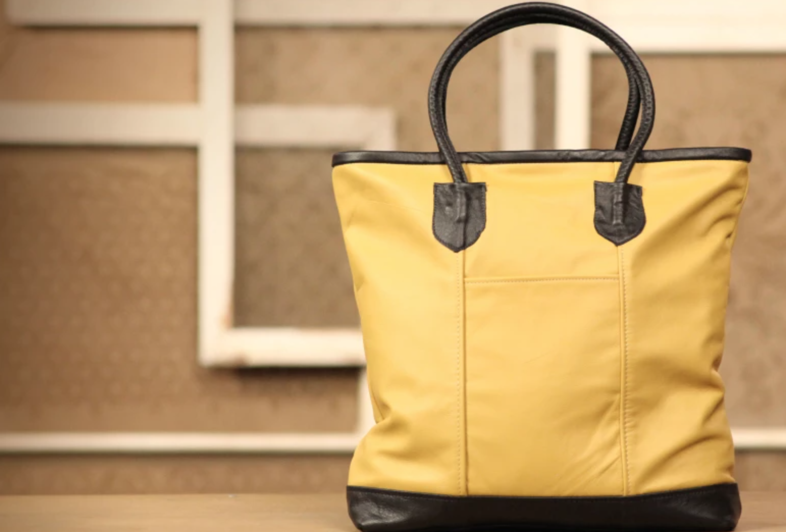 leather tote bag