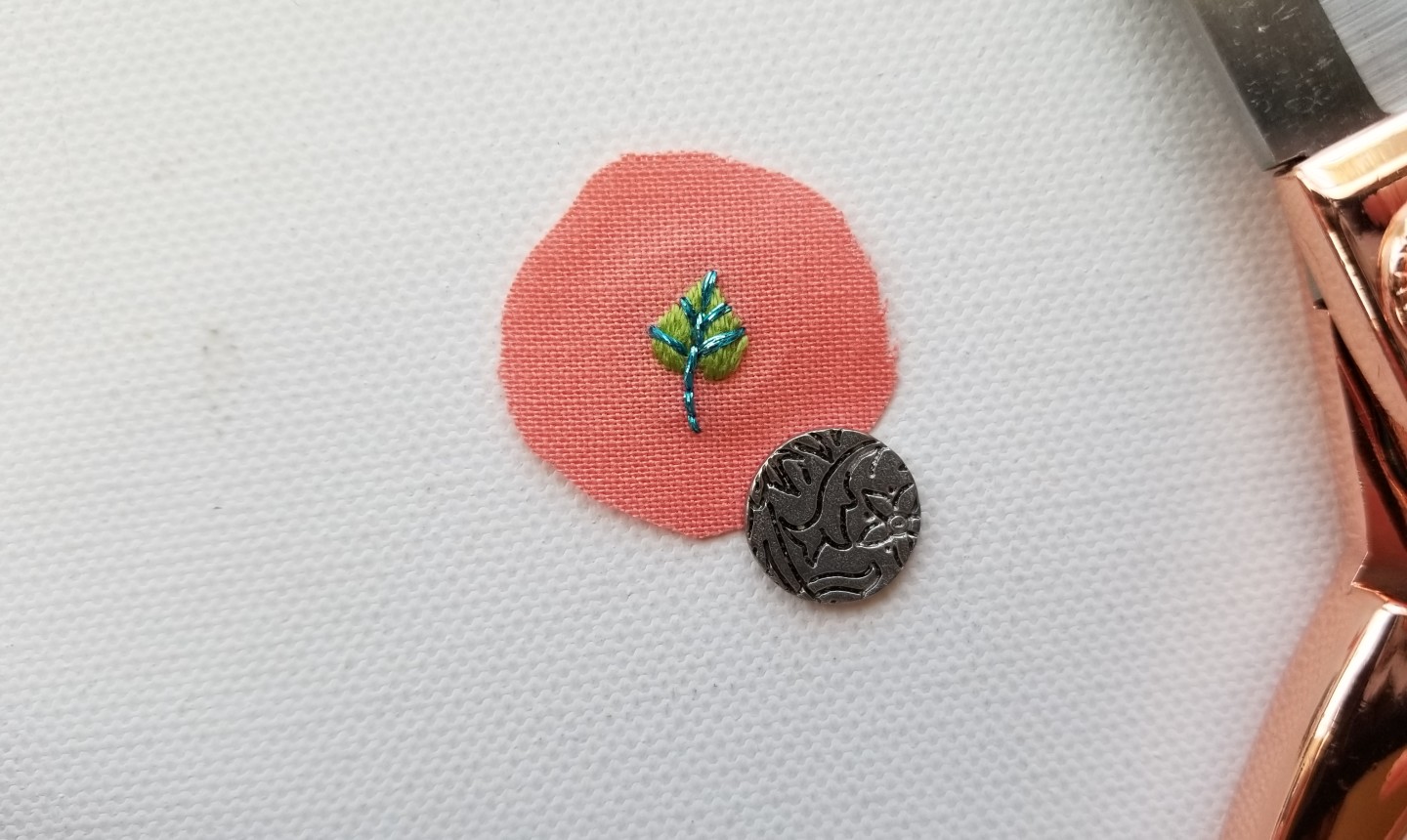 cut out leaf embroidery