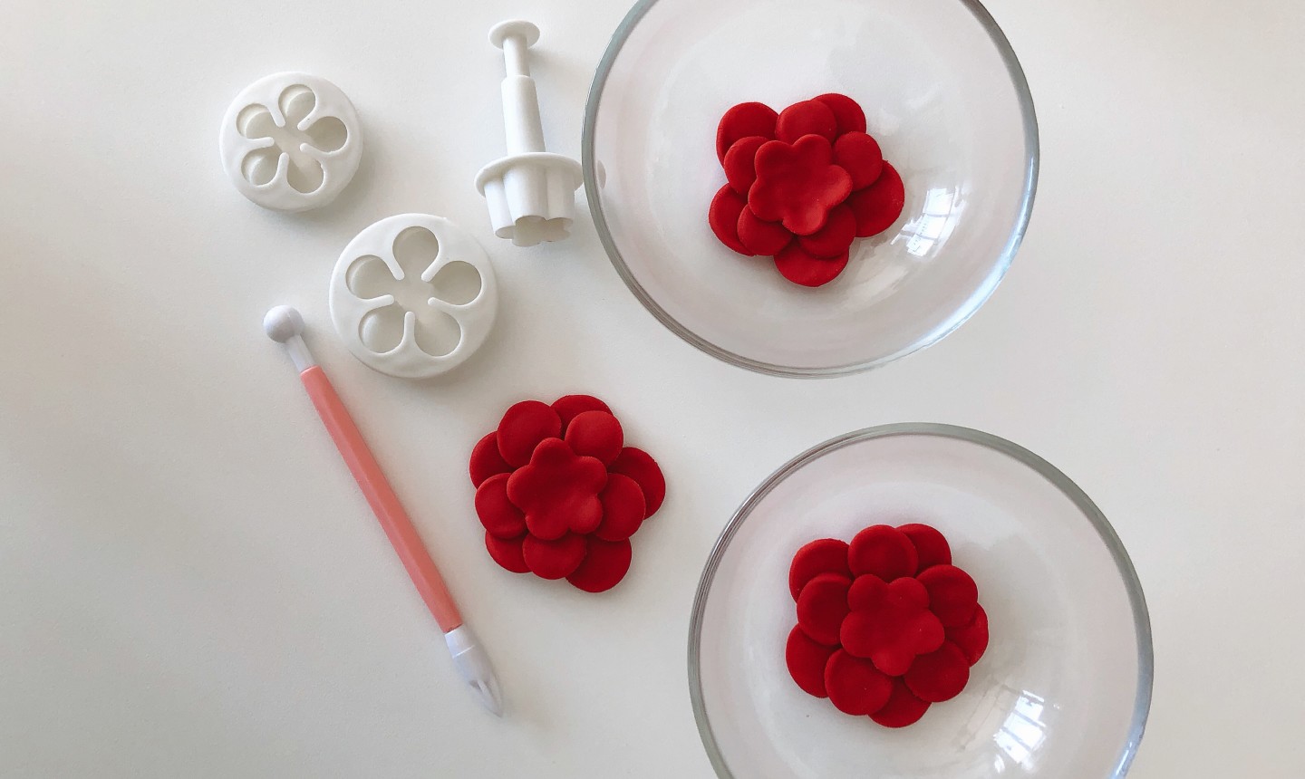 finished fondant flowers