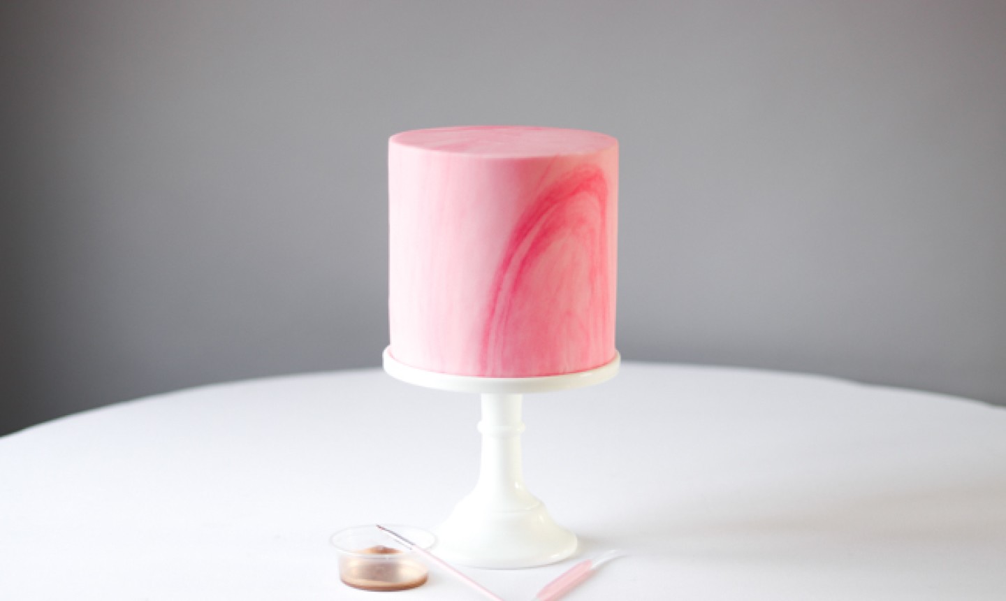 pink cake