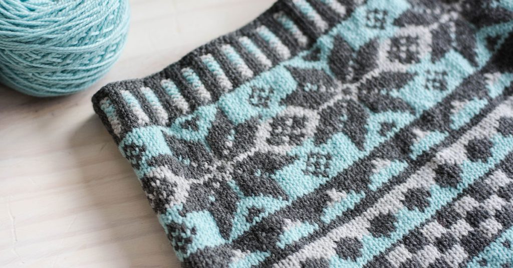 Fair isle type pattern knitting
