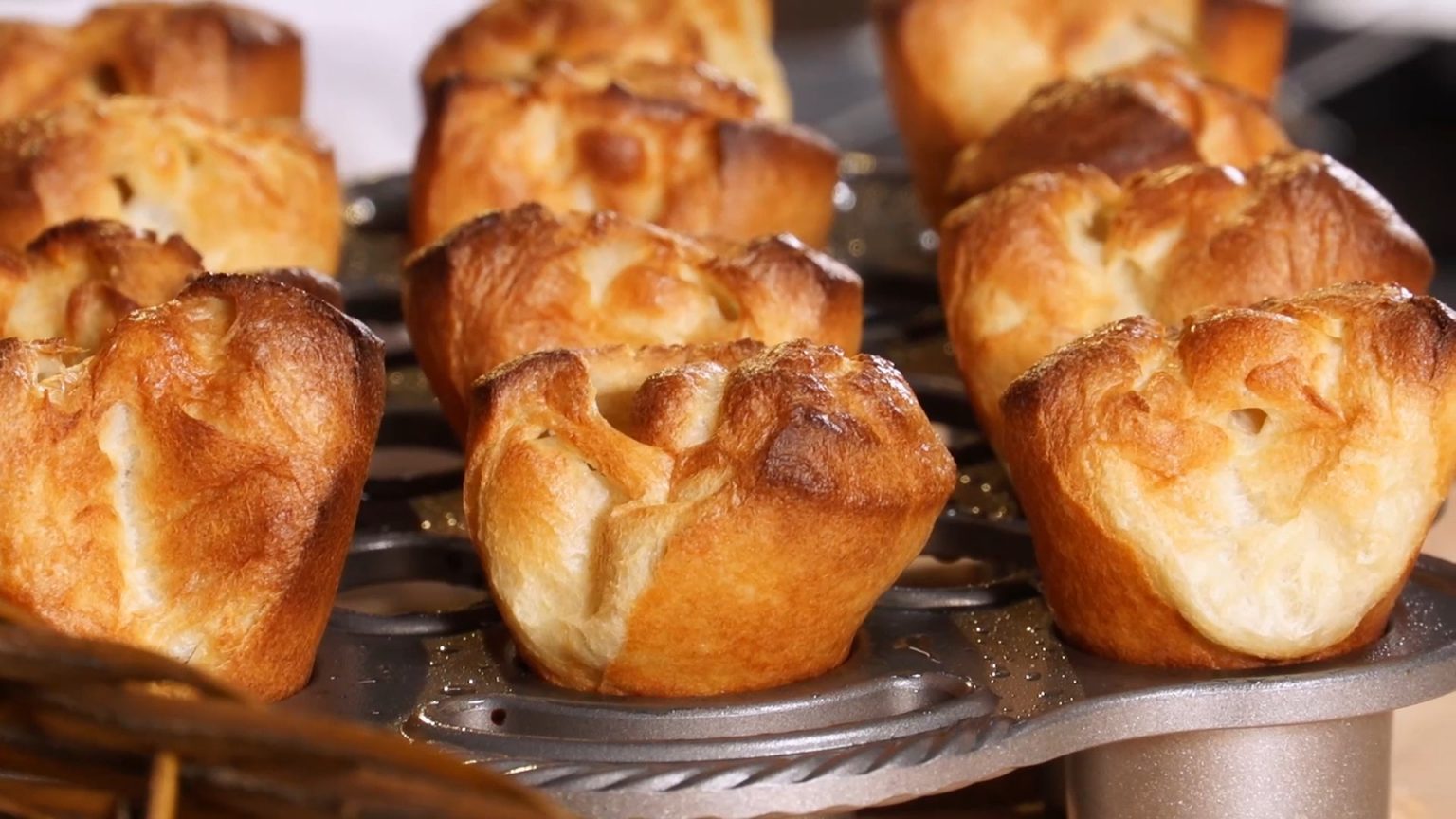 How to Make Classic Doughnuts Craftsy