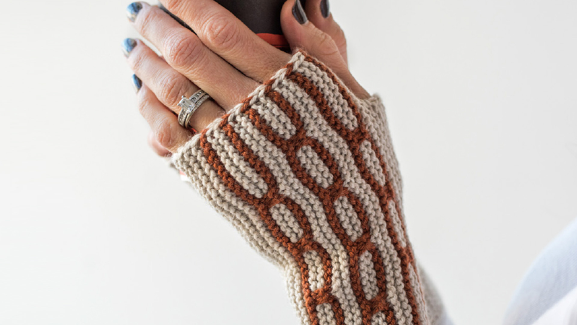 Garter Stitch Mitts | Lorilee Beltmanproduct featured image thumbnail.