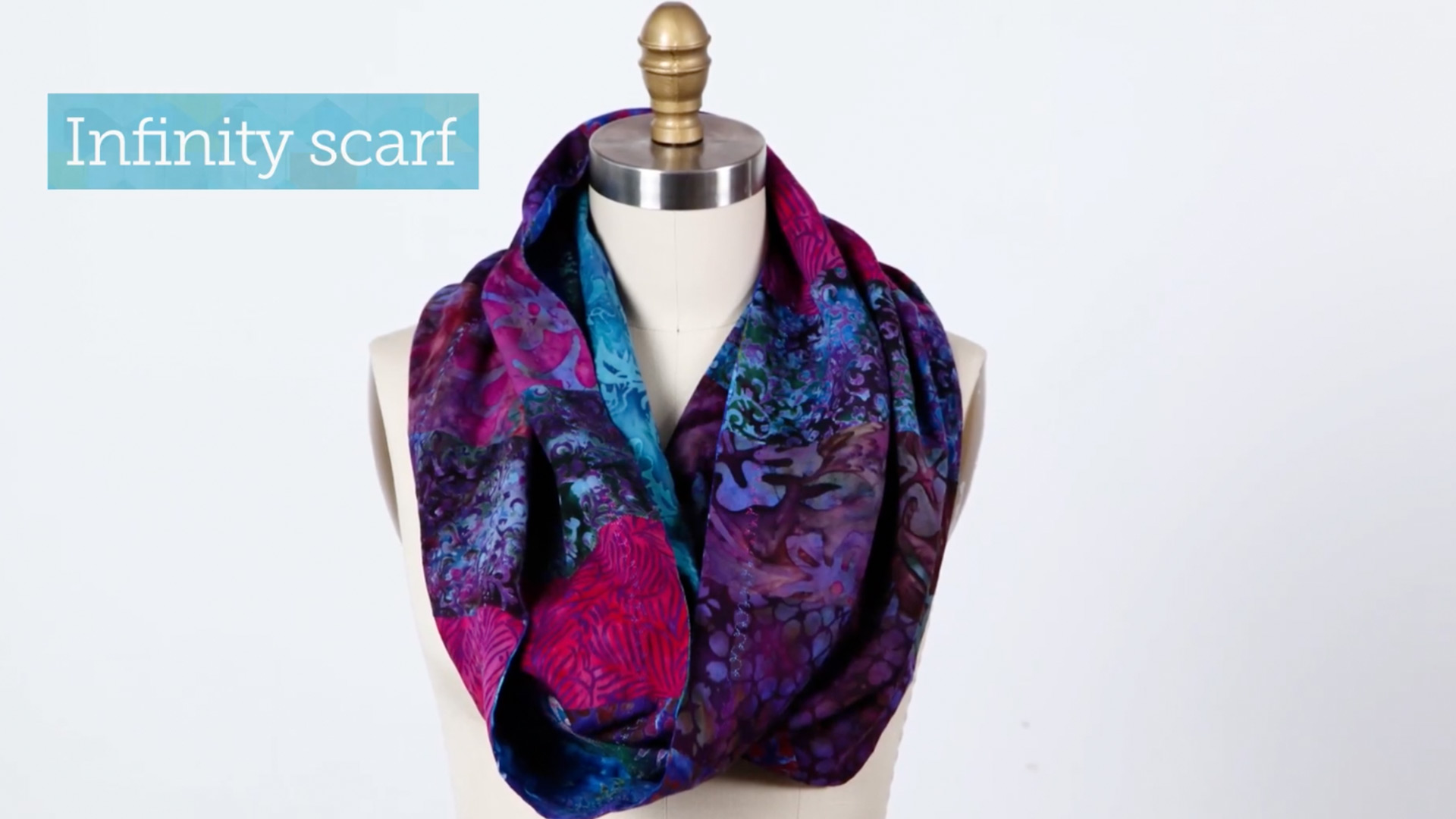 Strip-Pieced Infinity Scarf | Tammy Silversarticle featured image thumbnail.