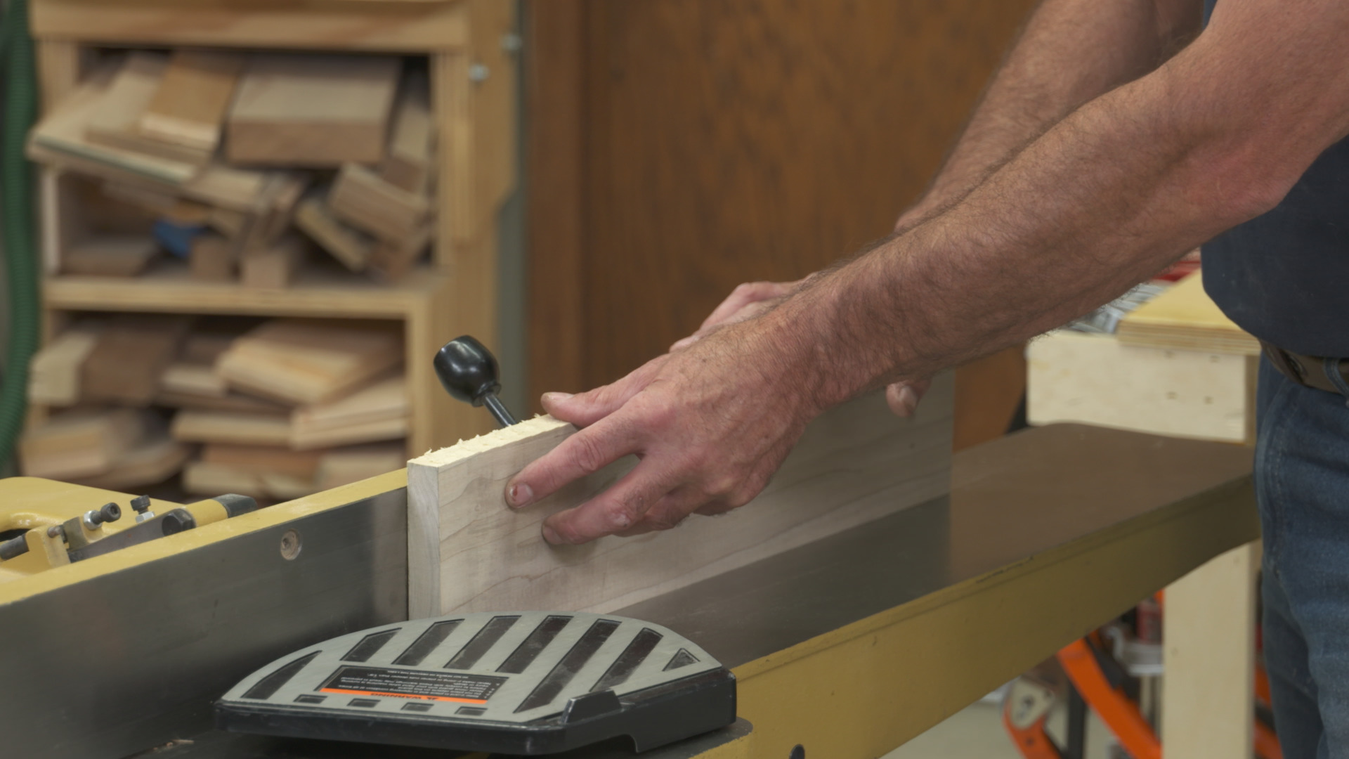 Setting the Jointer Table