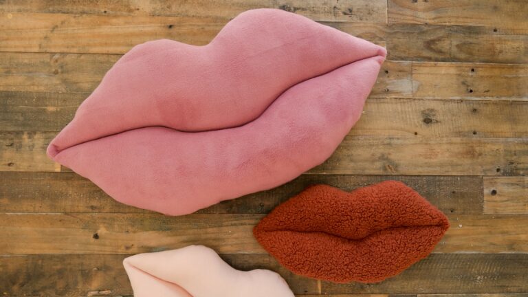 Smoochy Lip Throw Pillowproduct featured image thumbnail.