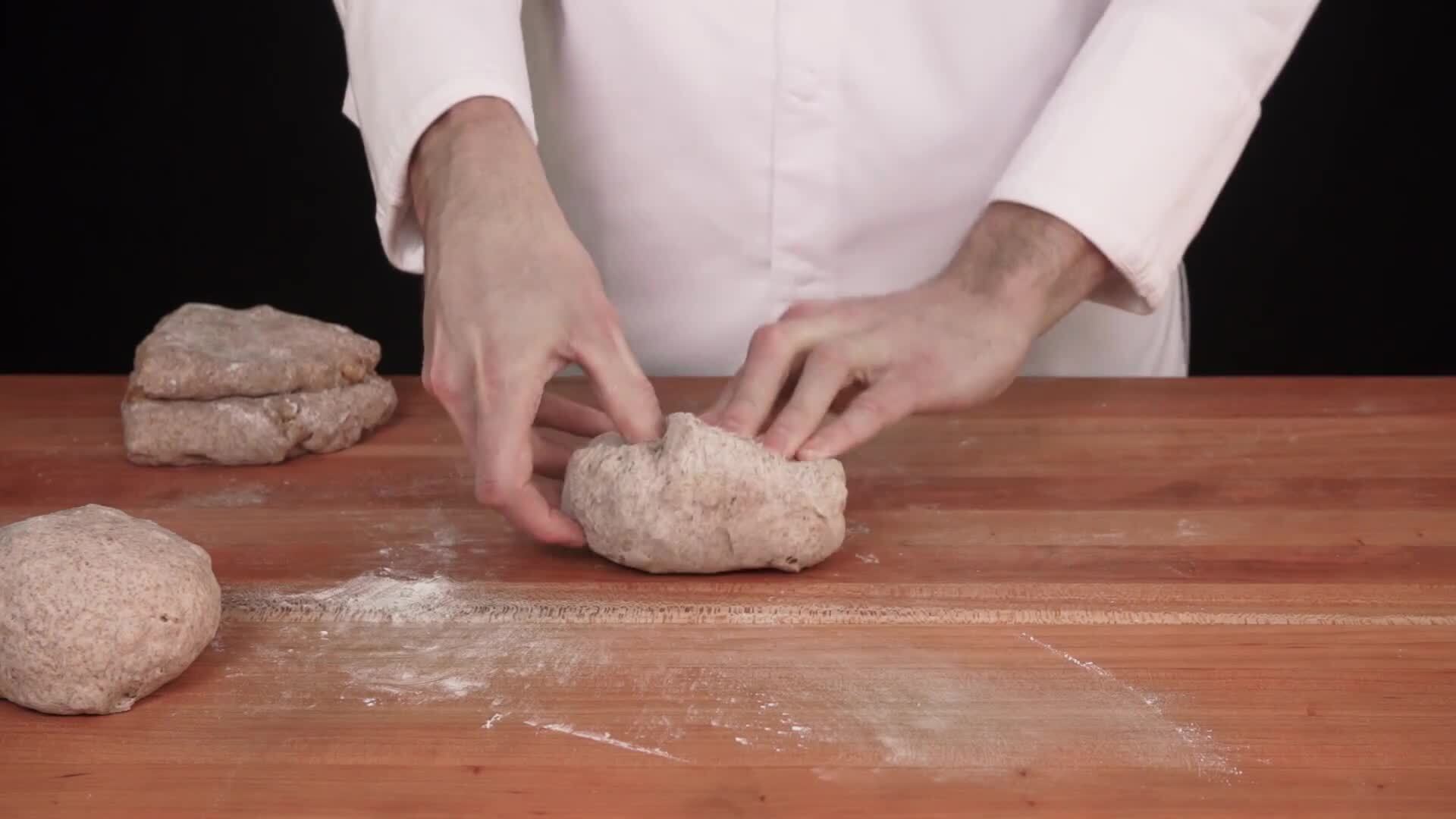 Old Style Farmers' Bread