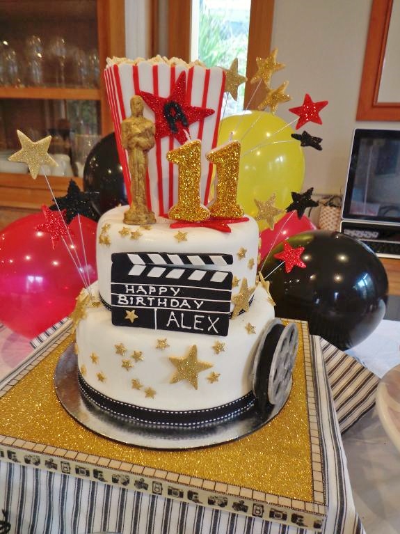 Bluprint Member Project: Oscar Party Birthday Cake