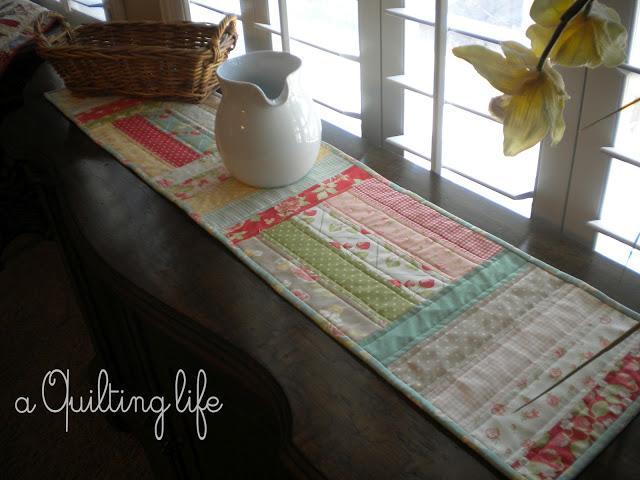 Simple Spring Table Runner