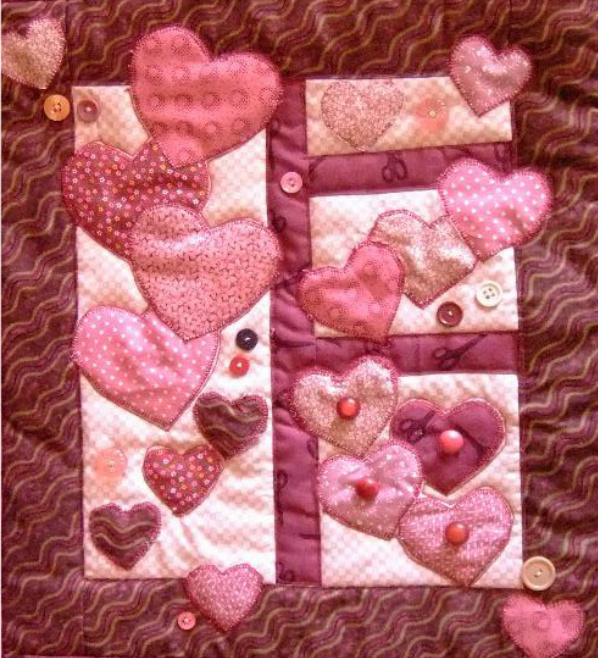 Hearts Galore Quilt - Craftsy.com