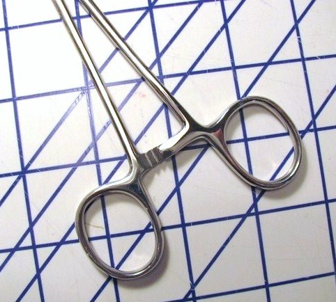 Hemostat Locked