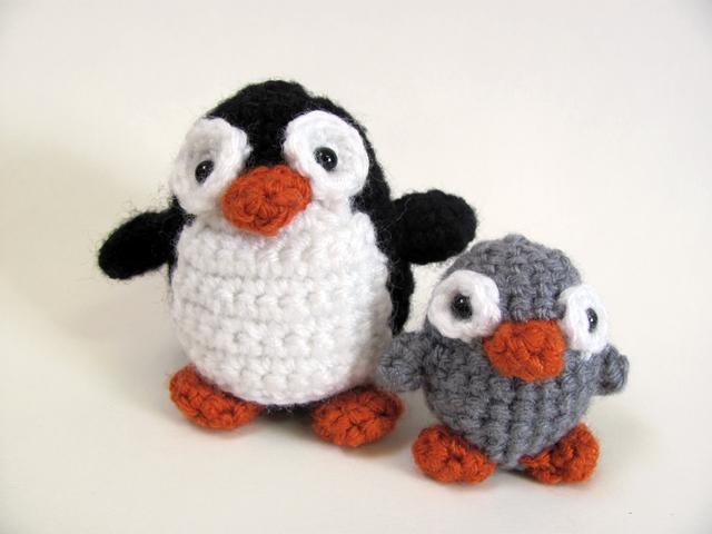 Amigurumi crochet penguin - Pattern on Craftsy