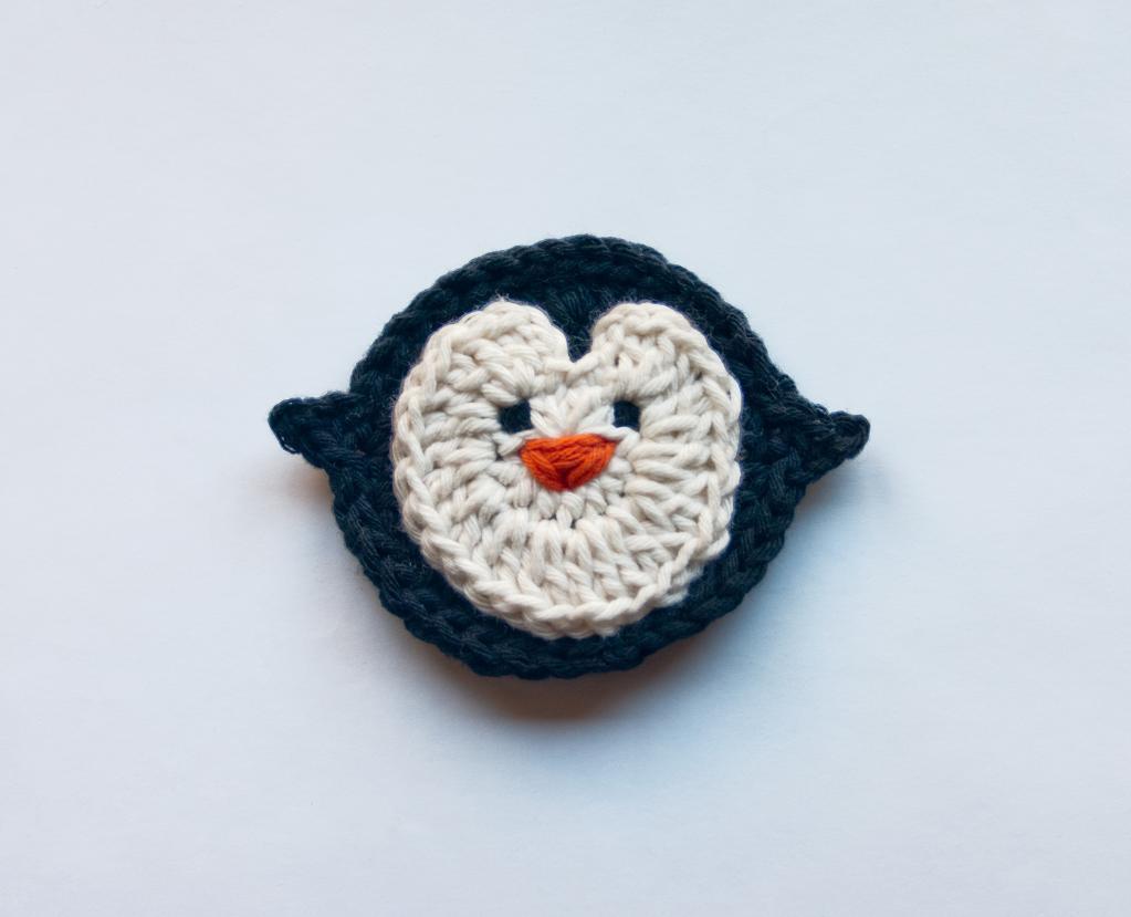 Penguin crochet applique - Craftsy Member Pattern 