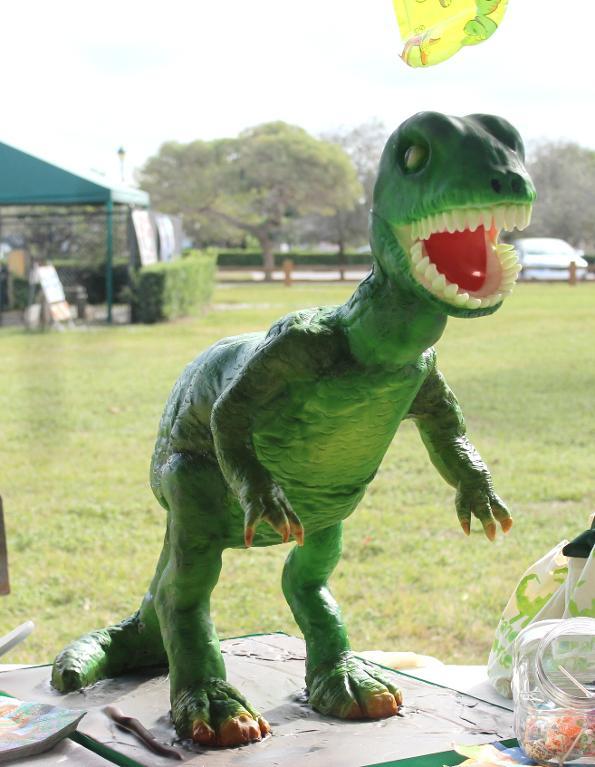 Cake in Shape of TRex - Craftsy.com
